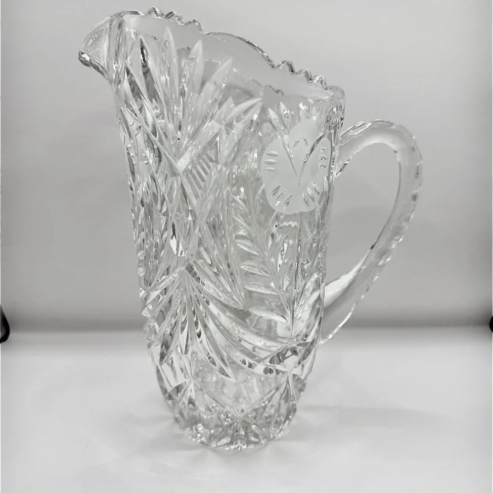Vtg Cut Crystal Pitcher Heavy Lead‎ Glass w/ Frosted Flower & Fern Pattern 8.5